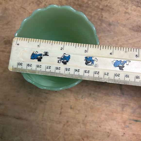 Vintage 1950s Anchor Hocking Fire King Jadeite Scallop Edge Flower Pot Planter - Picture 5 of 5